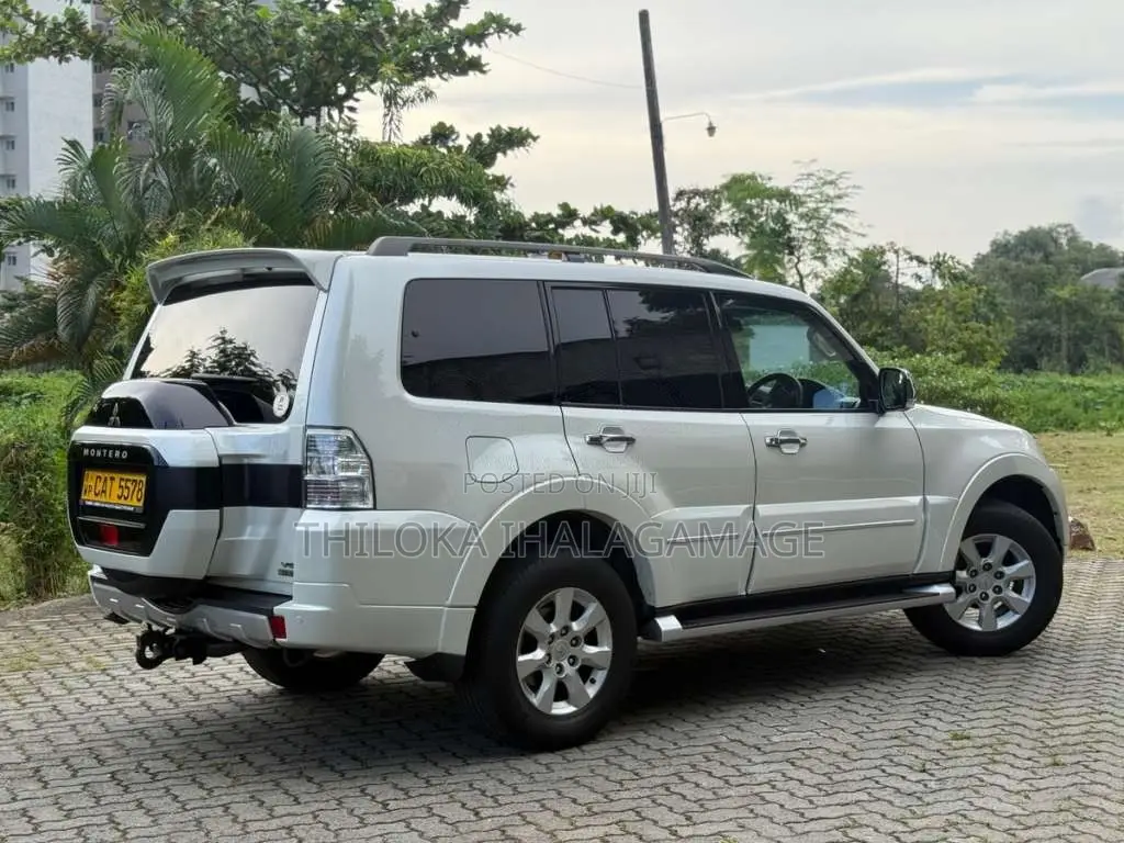 Mitsubishi Montero 2017 SUV (Used)