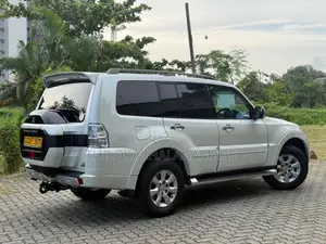 Mitsubishi Montero 2017 SUV (Used)