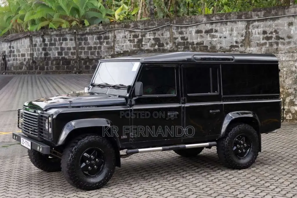 Land-Rover Defender 1969 SUV (Used)