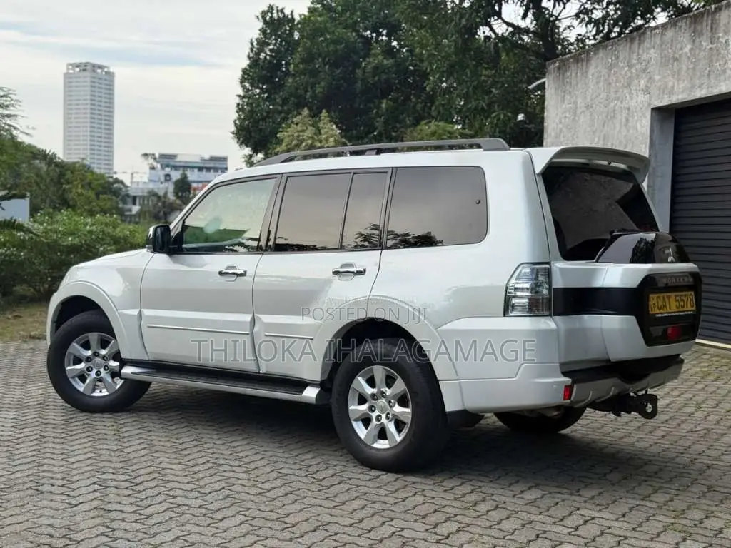 Mitsubishi Montero 2017 SUV (Used)