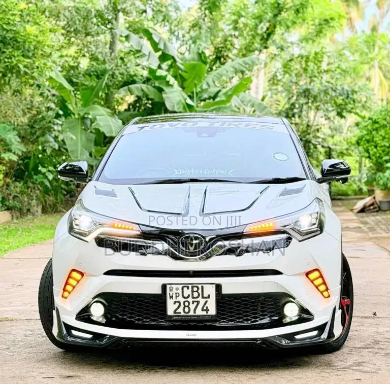 Toyota CHR NGX50 2018 SUV (Used)