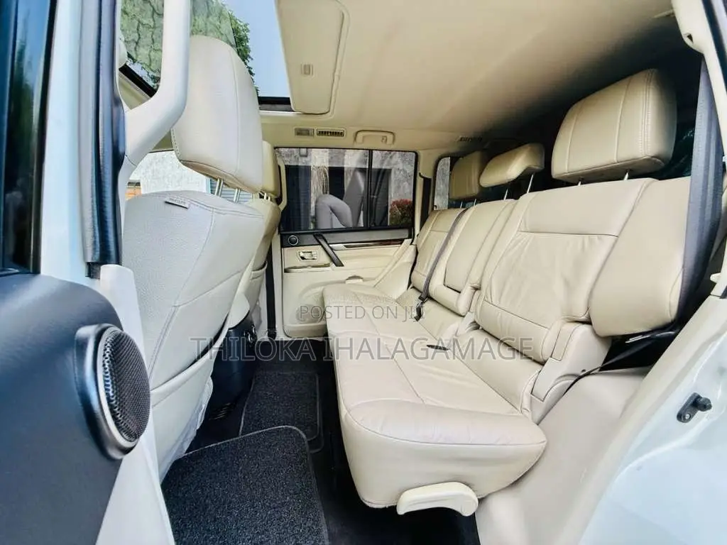 Mitsubishi Montero 2017 SUV (Used)