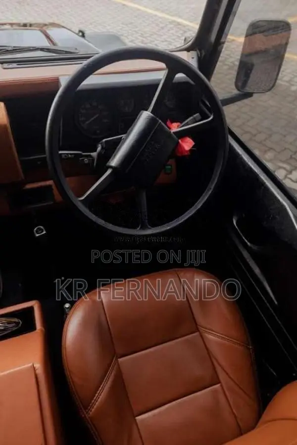Land-Rover Defender 1969 SUV (Used)
