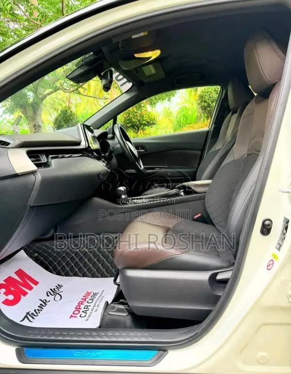 Toyota CHR NGX50 2018 SUV (Used)