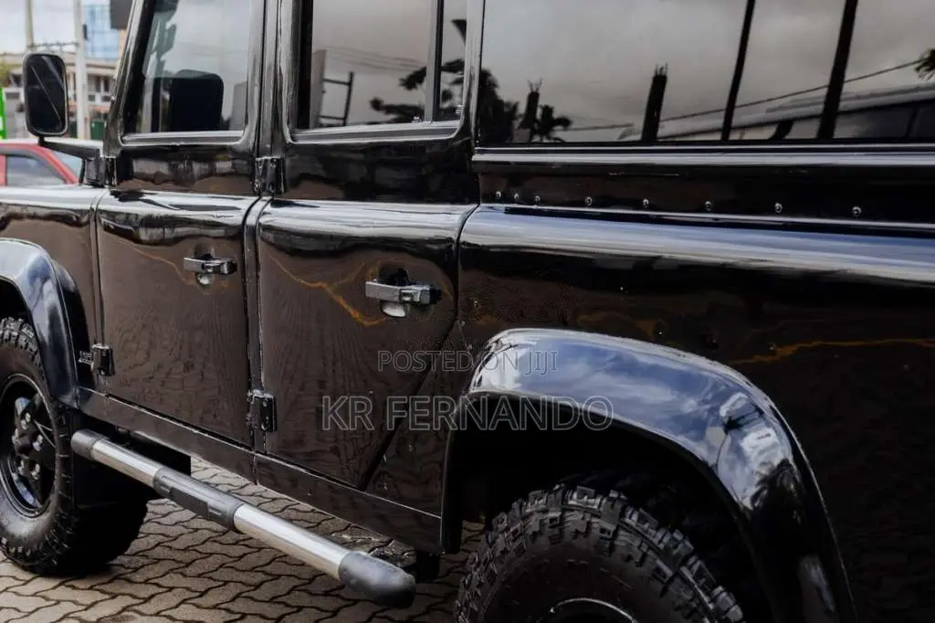 Land-Rover Defender 1969 SUV (Used)