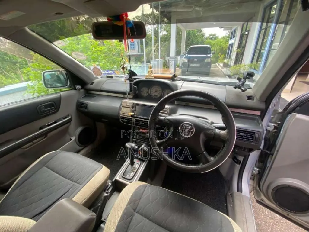 Nissan X-Trail 2001 SUV (Used)