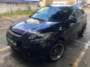 Honda Vezel 2015 SUV (Used)