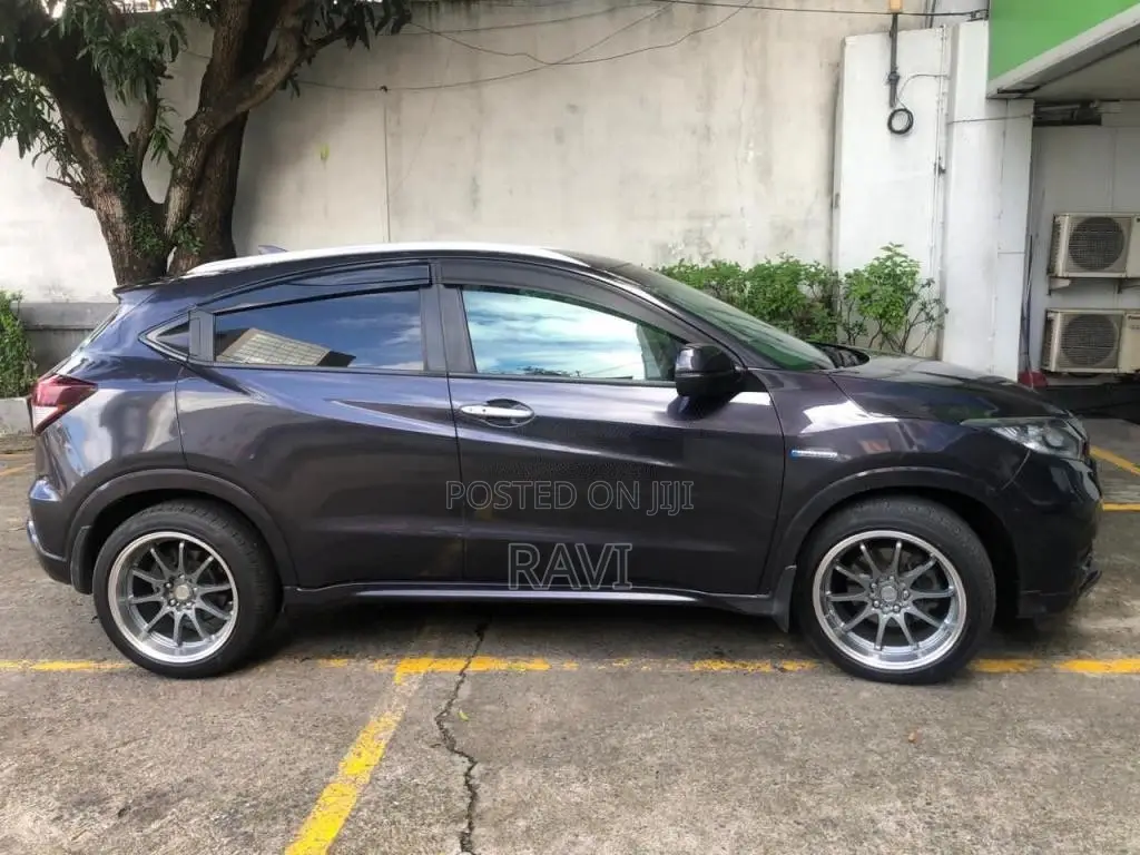 Honda Vezel 2015 SUV (Used)