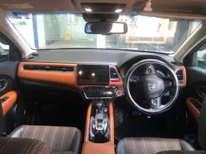 Honda Vezel 2015 SUV (Used)