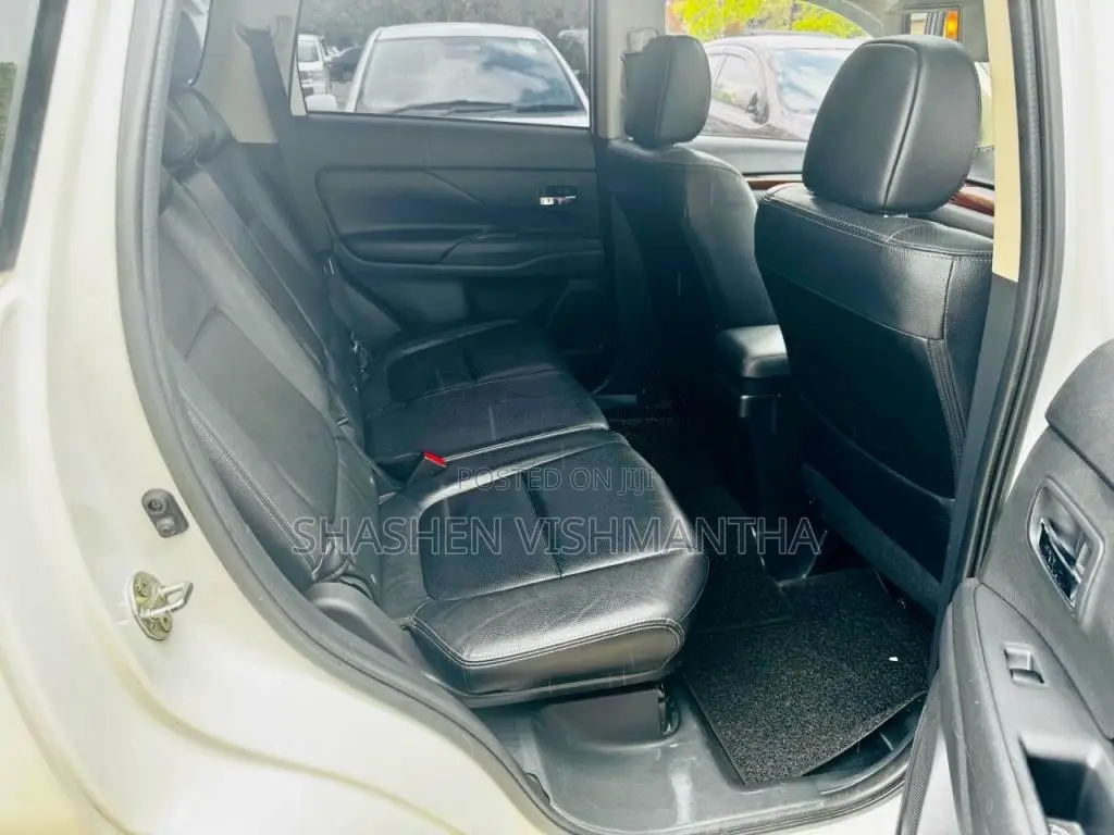 Mitsubishi Outlander 2014 SUV (Used)