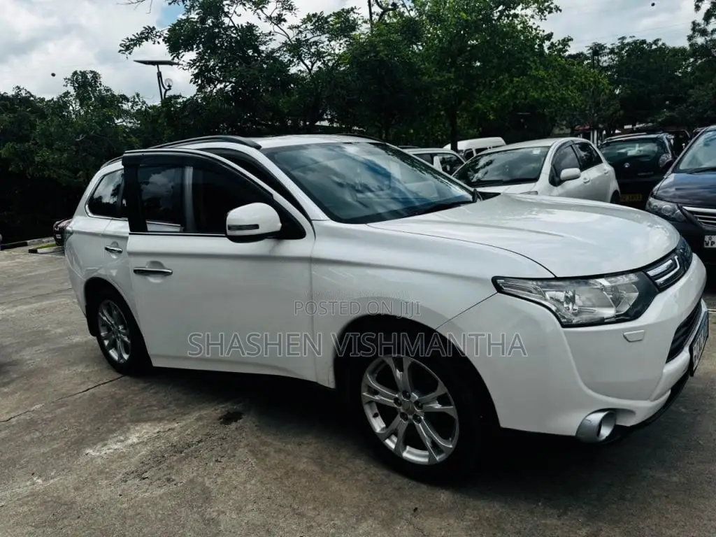 Mitsubishi Outlander 2014 SUV (Used)
