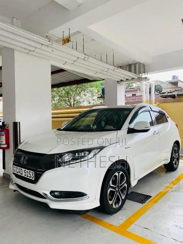 Honda VEZEL 2015 SUV (Used)