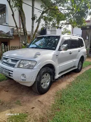 Mitsubishi Montero 2002 SUV (Used)