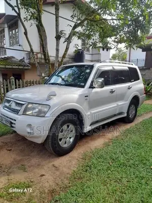 Mitsubishi Montero 2002 SUV (Used)