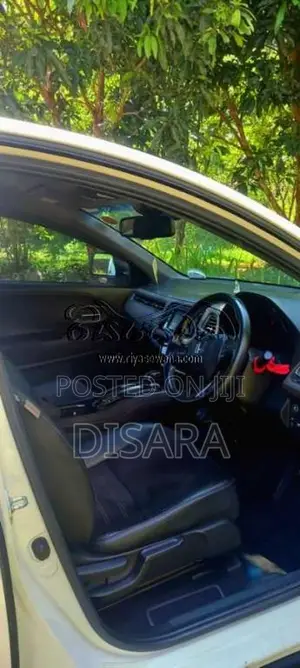 Honda Vezel RS 2017 SUV (Used)