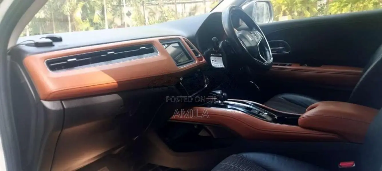 Honda Vezel 2014 SUV (Used)