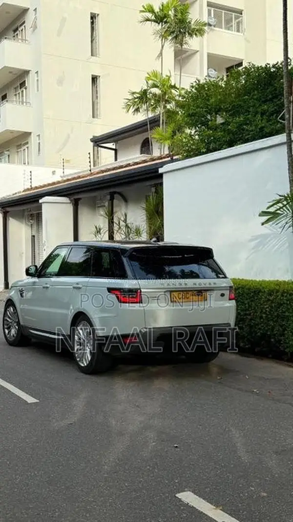 Land-Rover Range Rover Sport HSE 2018 SUV (Used)