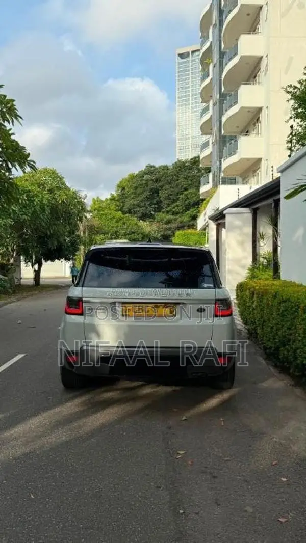 Land-Rover Range Rover Sport HSE 2018 SUV (Used)