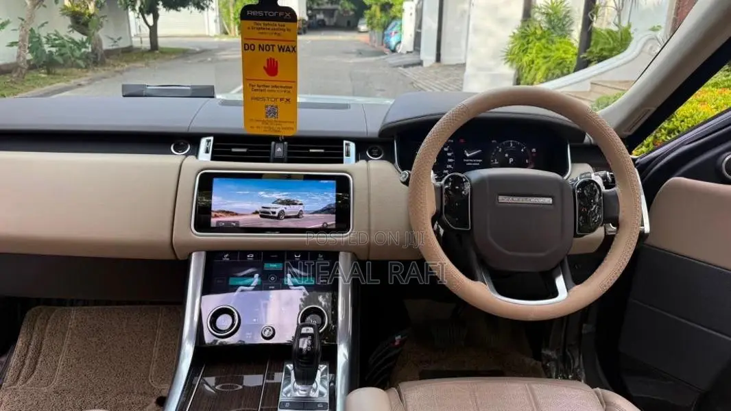 Land-Rover Range Rover Sport HSE 2018 SUV (Used)