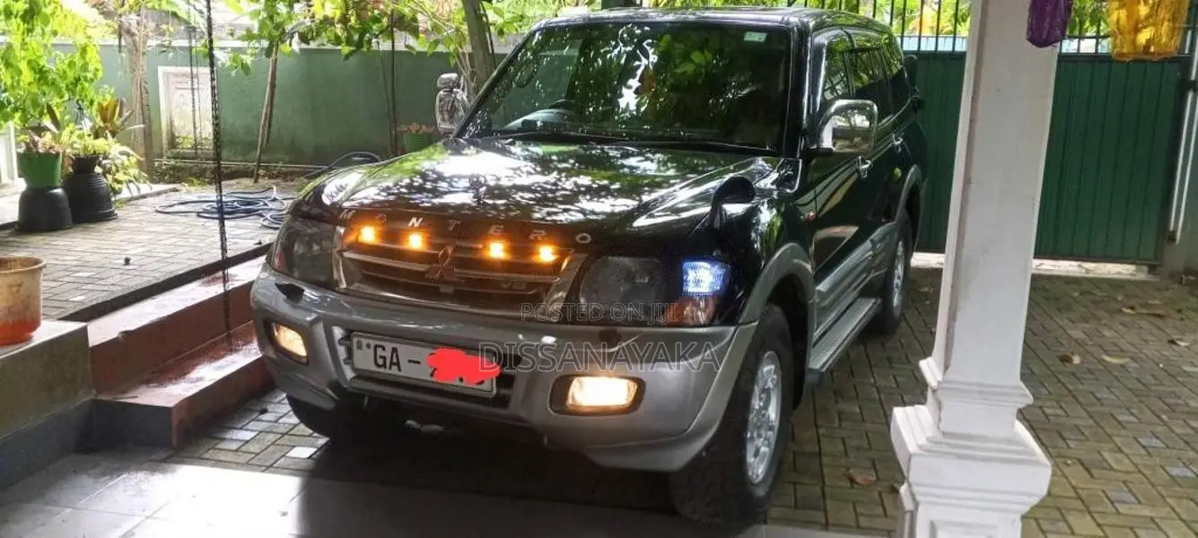 Mitsubishi Montero 2000 SUV (Used)