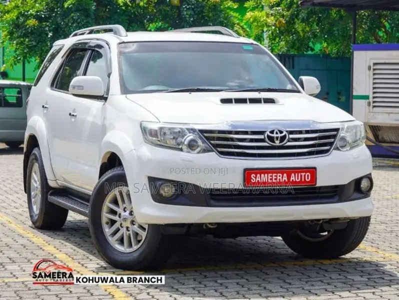 Toyota Fortuner 2013 SUV (Used)