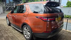 Land-Rover SD4 2017 SUV (Used)