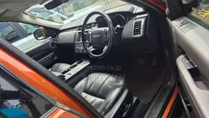 Land-Rover SD4 2017 SUV (Used)