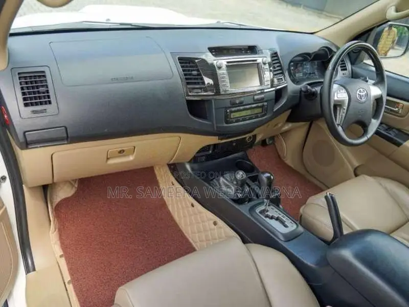 Toyota Fortuner 2013 SUV (Used)