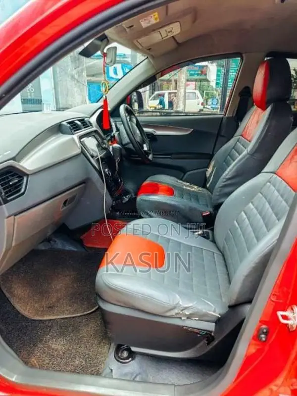 Mahindra KUV 100 2021 SUV (Used)