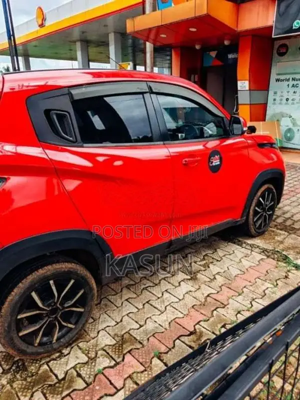 Mahindra KUV 100 2021 SUV (Used)