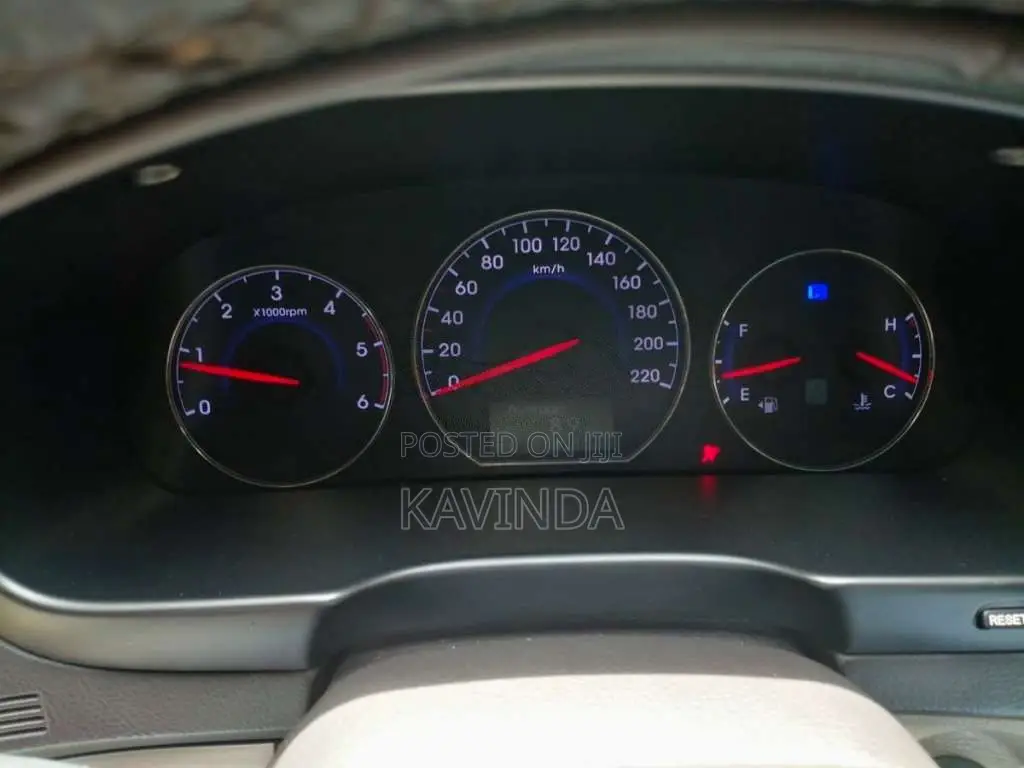 Hyundai Santa Fe 2012 SUV (Used)