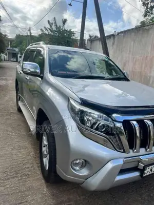 Toyota Land Cruiser Prado 150 2010 SUV (Used)