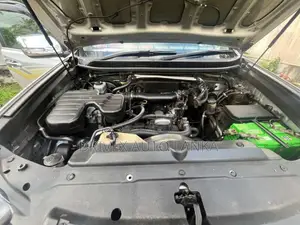 Toyota Land Cruiser Prado 150 2010 SUV (Used)