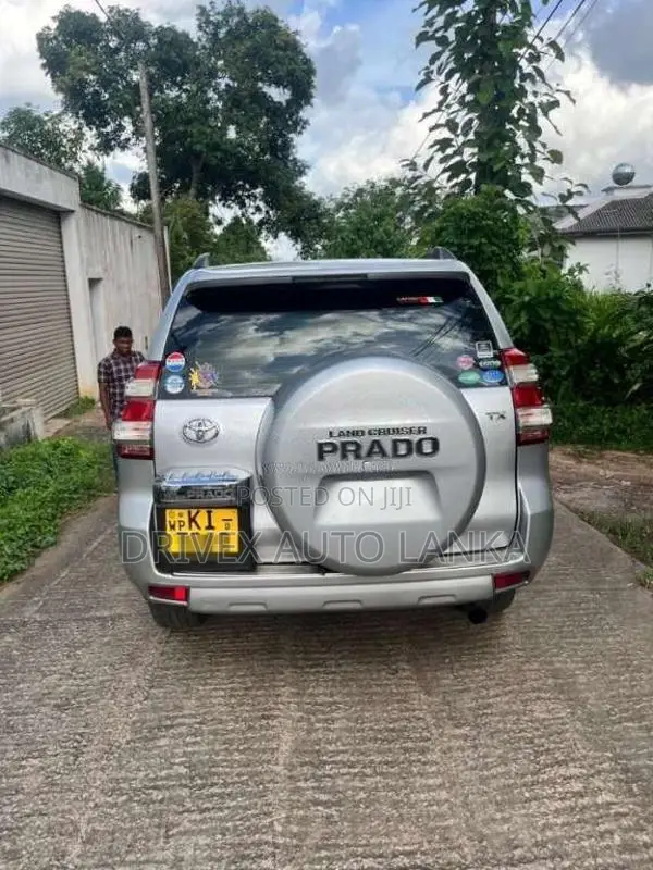Toyota Land Cruiser Prado 150 2010 SUV (Used)