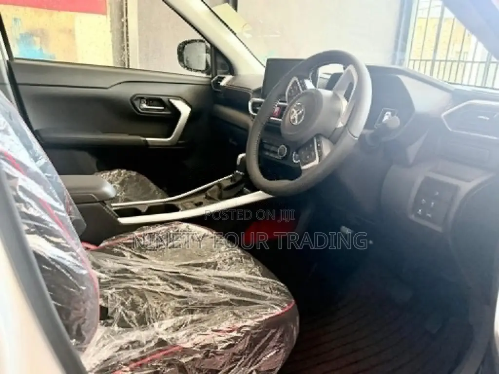 Toyota Raize 2025 SUV Unregistered (Recondition)