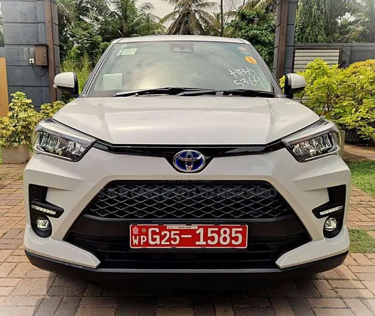 Toyota Raize Z Grade Apple 2025 SUV Brand New