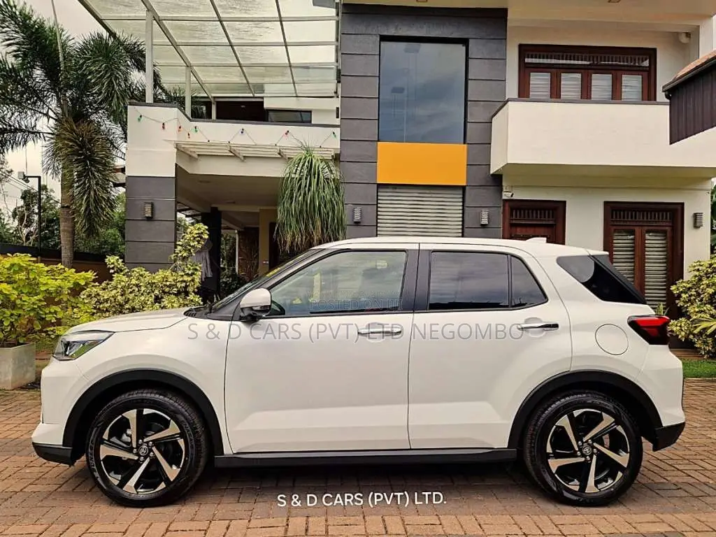 Toyota Raize Z Grade Apple 2025 SUV Brand New