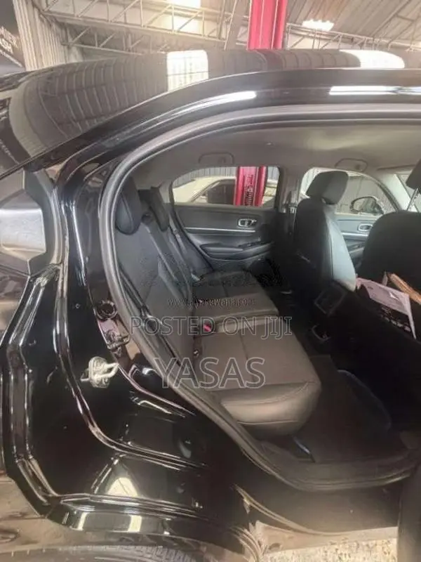Honda Vezel 2024 SUV (Used)