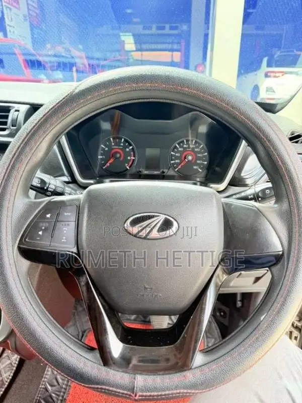 Mahindra KUV 100 2022 SUV (Used)