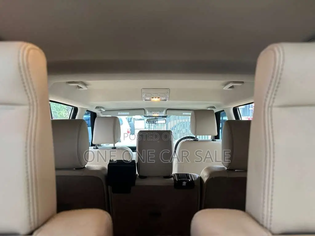 Land-Rover Discovery 4 2015 SUV (Used)