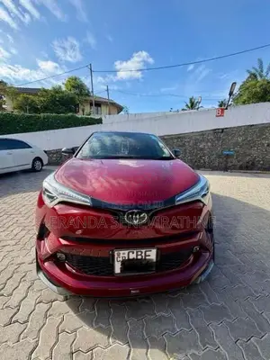 Toyota CHR 2018 SUV (Used)