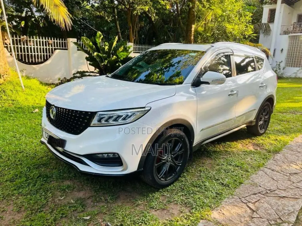 DFSK Glory I-Auto 2022 SUV (Used)
