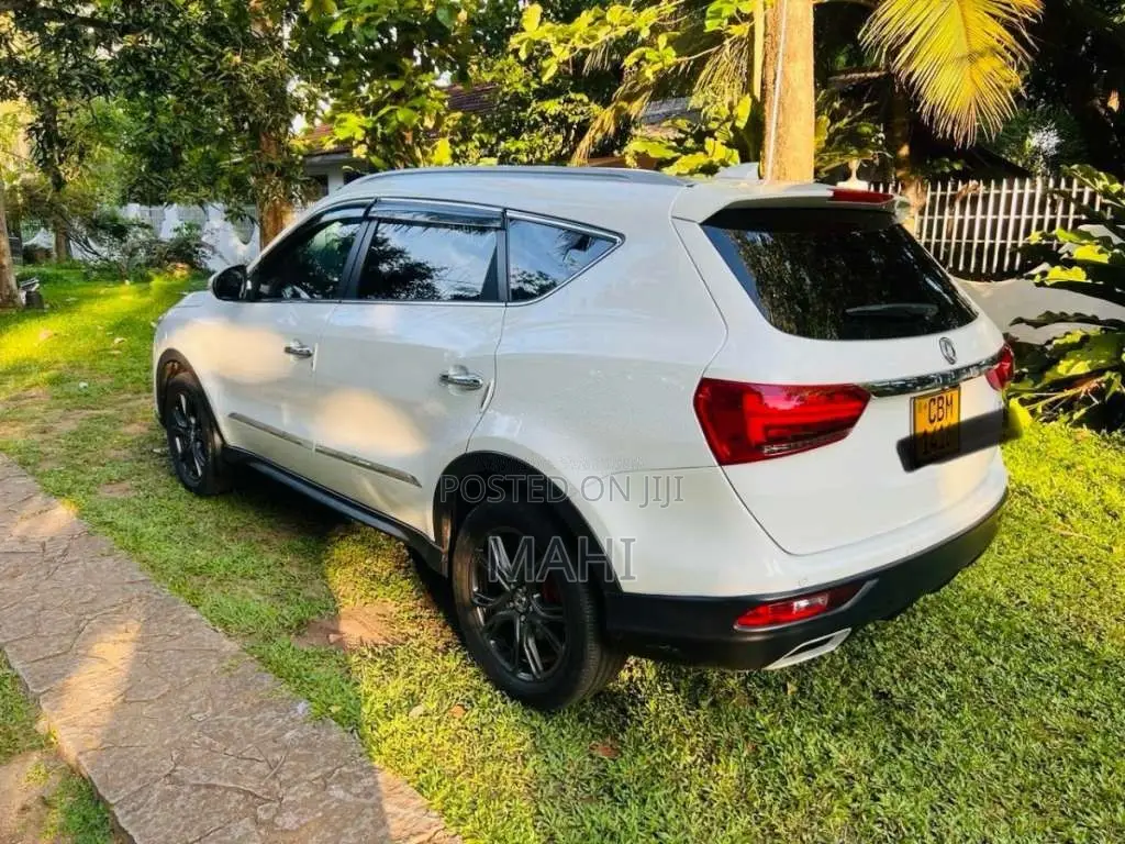 DFSK Glory I-Auto 2022 SUV (Used)