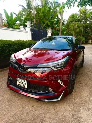 Toyota CHR 2018 SUV (Used)