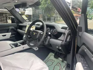 Land-Rover Defender P300e X Dynamic HSE 2026 SUV Unregistered (Recondi