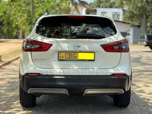 Toyota Qashqai TEKNA PLUS 2018 SUV (Used)
