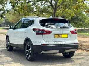 Toyota Qashqai TEKNA PLUS 2018 SUV (Used)