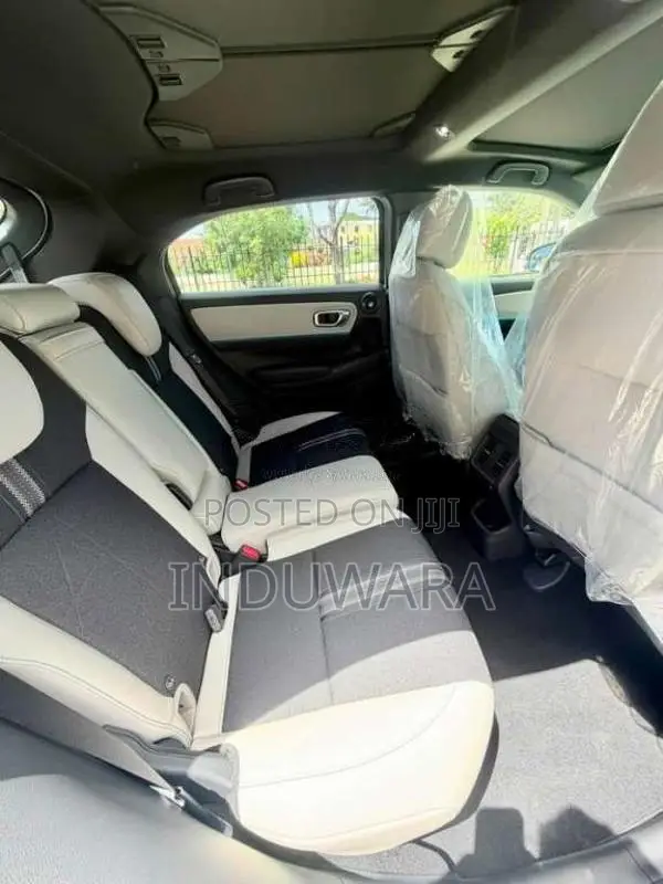 Honda Vezel Z Play Moon Roof 2026 SUV Brand New