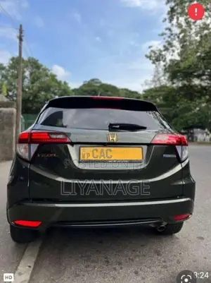 Honda Vezel 2015 SUV (Used)