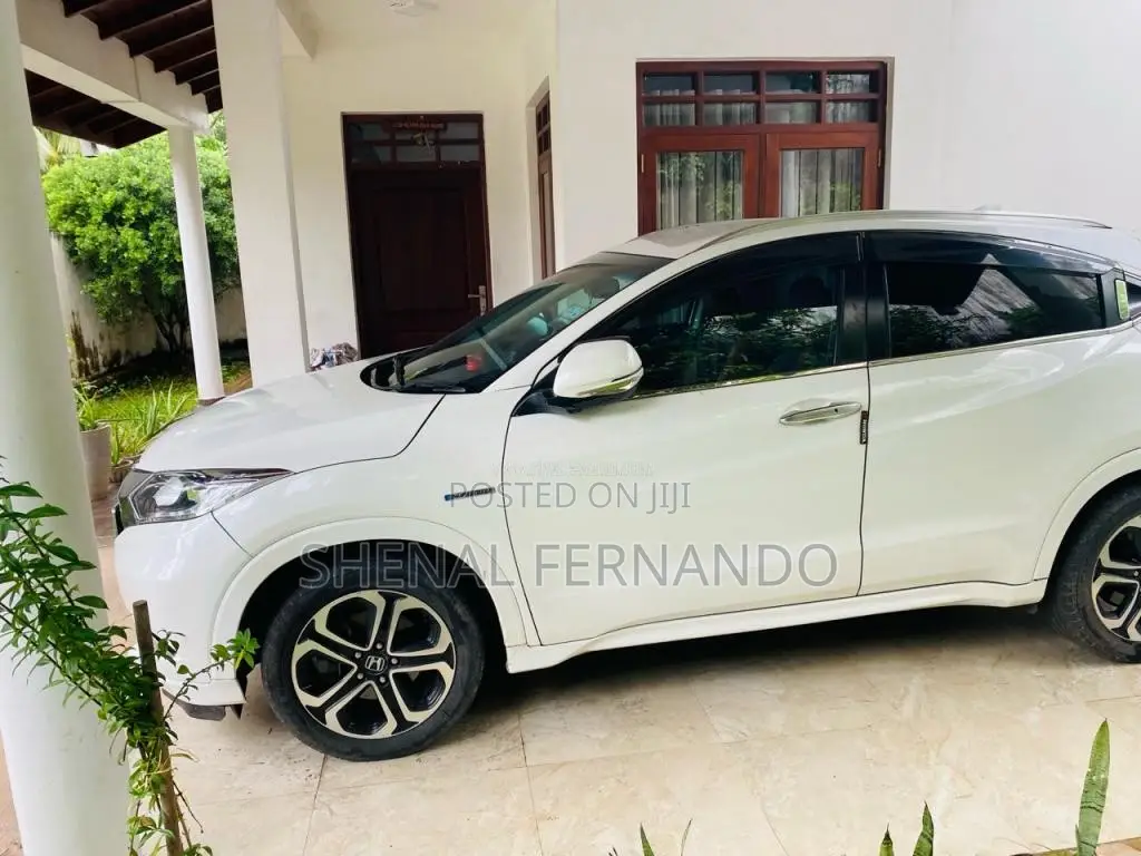 Honda Vezel 2014 SUV (Used)
